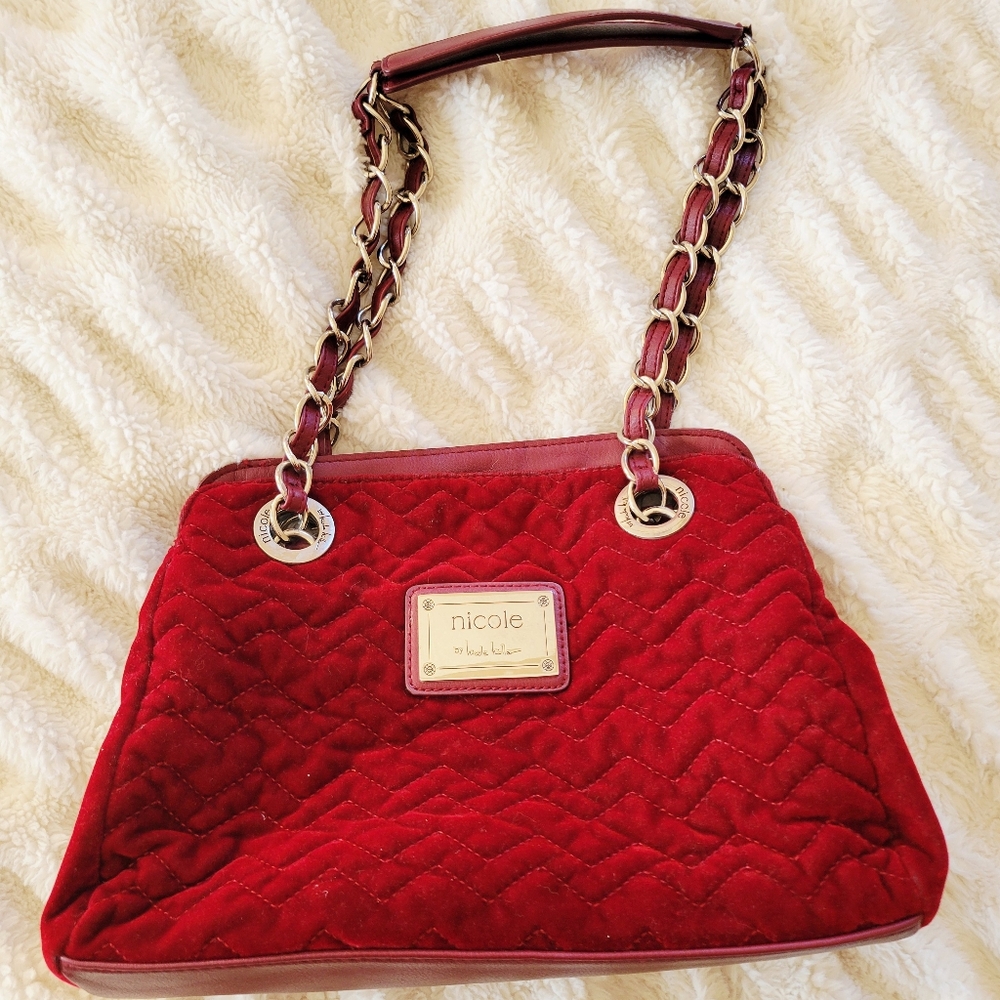 Nicole Miller Cranberry Red Velvet Shoulder Bag W Silver Chain Straps - Picture 1 of 12